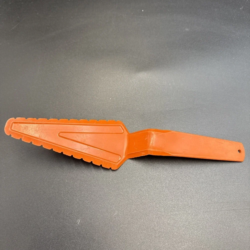Vintage Tupperware Orange Pie Cake Pastry Server‎ Slicer #1228-1